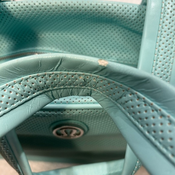 Lululemon Retro Groove bag - Picture 10 of 11